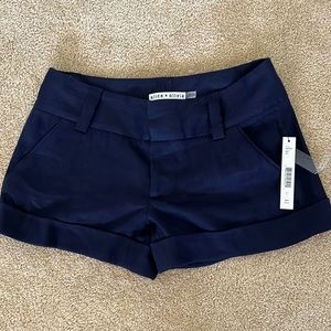 Alice + Olivia women’s shorts size 0 navy